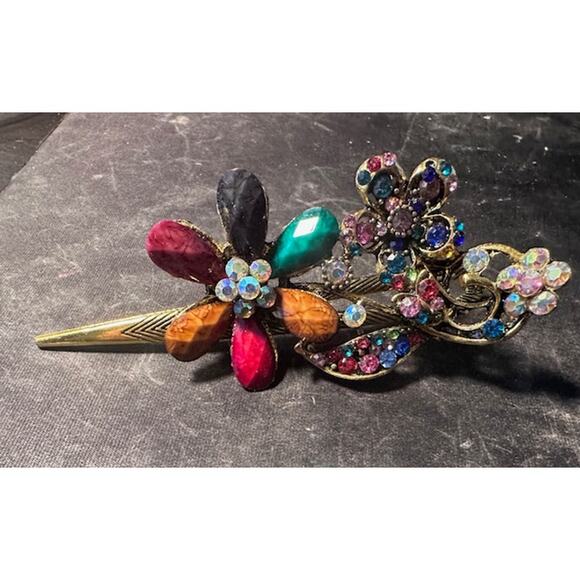 Multicolor Elegant NWT Jeweled Flower Hair Clip / Barrette - Picture 2 of 2